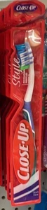 Colgate Extra Clean Regular Zahnbürste Close Up Soft ZWEI PRO BESTELLUNG VERKAUF - Bild 1 von 1