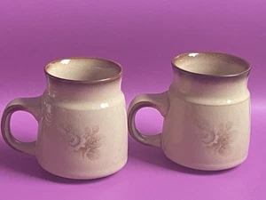 Vintage Denby Pottery Memories Steinzeug Bauernhaus Kaffeebecher x 2 Tassen - 250 ml - Bild 1 von 7