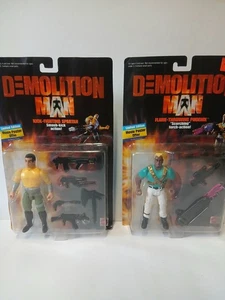 Demolition Man x 2 Figures / MOC - - Mattel - 1993 - Sealed. Snipes/Stallone - Picture 1 of 3