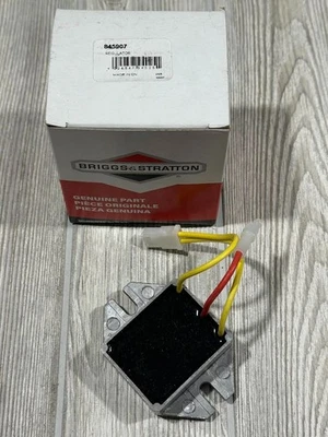 Регулятор Briggs & Stratton от оригинального производителя 845907, заменяет 797375, 691185, 394890 - Изображение 1 из 2