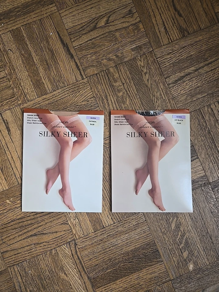 East 5th Sheer Caress Muslo Alto Estirado Encaje Reina Negro y Avena Puntera Reforzada Foto 1 de 4