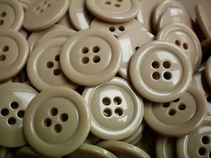 Buttons Large 32mm 50L Beige Light Brown 4 Hole Coat Clown Jacket Button (W532) - Picture 1 of 24