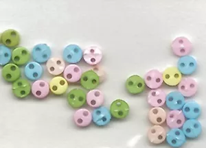 PASTEL MICRO ROUND BUTTONS 2 hole Greens Sewing Card Making Scrapbooking - Picture 1 of 1