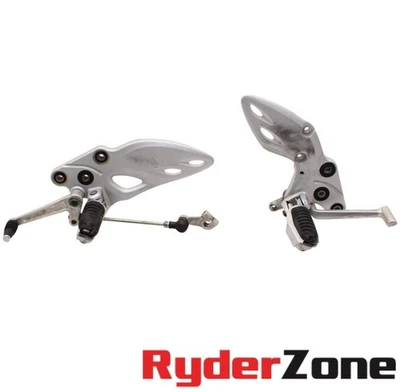 CONJUNTOS TRASEROS SUZUKI HAYABUSA 2008-2020 CLAVIJA DE CAMBIO CLAVIJA DE PIE DE CONDUCTOR JUEGO TRASERO Foto 1 de 4