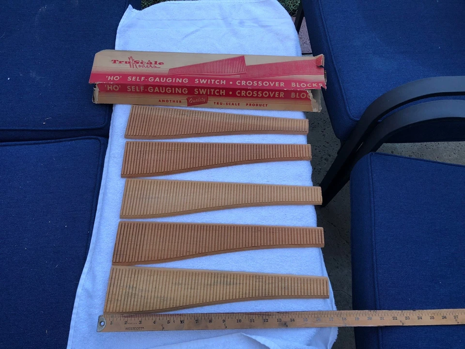 Vintage Ho Tru Scale #6 Self Gauging Left Hand Switch Box Of 5 Nos - Image 1 of 2