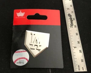 Los Angeles Dodgers Home Plate Raised LA Pin NEW MLB Licensed - Butterfly Clasp - Picture 1 of 1