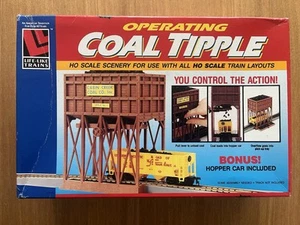 Life-Like Trains Operating Coal Tipple No. 8200 For HO Scale Layouts Boxed & New - Picture 1 of 6