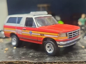 BRONCO GREENLIGHT 1986 FORD F150 BRUSH TRUCK NEW YORK FIRE RESCUE DEPT 4X4 FDNY - Picture 1 of 9
