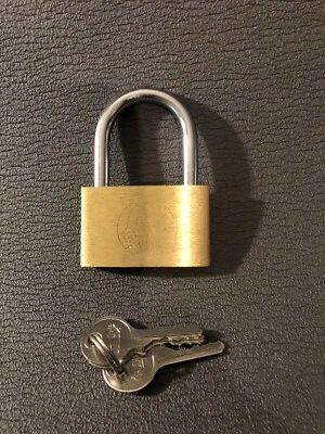 Globe 50mm HL-405B Brass Padlock Security Lock And Keys Steel Shackle Thin - Image 1 of 4