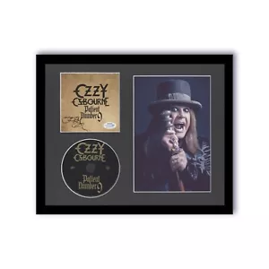 OZZY OSBOURNE AUTOGRAFO FIRMATO 11x14 FOTO INCORNICIATO DISPLAY ACOA PAZIENTE NUMERO 9 - Foto 1 di 1