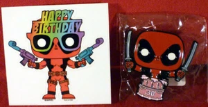 Funko POP! Calcomanía y alfiler Marvel Collector Corps exclusivos de Deadpool 30 cumpleaños - Imagen 1 de 1