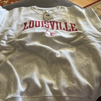 Louisville Cardinals 2XL Reverse Weave Champion Sweatshirt - Image 1 of 3