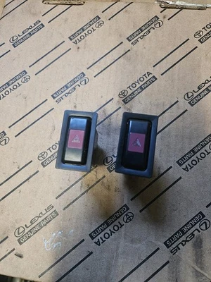 Interruptor de luz de peligro Tacoma TR8801 89-95 camioneta Toyota 4Runner 95-97 Foto 1 de 3