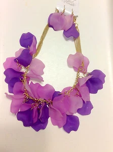 Hush vergoldet kein Stein Kunststoff Rosenblätter Mode Halskette Sets - Bild 1 von 17