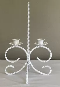 Portavelas cónicas de hierro forjado blanco vintage 12 1/2 pulgadas de alto - Imagen 1 de 9