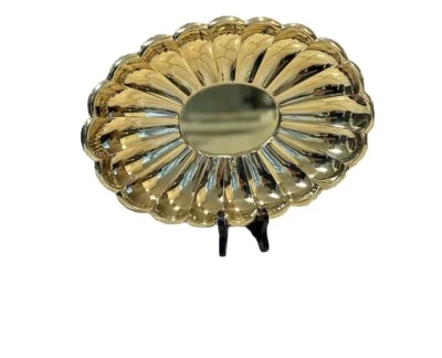 Bandeja BrassCrafters EE. UU. - Plato de servir festoneado dorado Foto 1 de 4