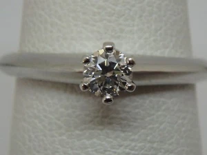 Tiffany & Co. Platinum Diamond Solitaire 0,16ct Gr. 5,5 Verlobungsring + Quittung - Bild 1 von 12