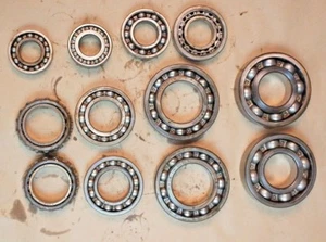 IH International Harvester Farmall C Super C 200 Transmission Axle Bearings Set - Picture 1 of 12