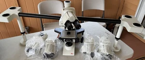 Leica DM2500 With Trinocular and 4 Teaching Heads No Objective Lens - Picture 1 of 21