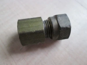 Air Line Compression Fitting Straight 1/4" O.D. Line to 1/8"-27 FNPT Fem #M239GJ - Picture 1 of 6