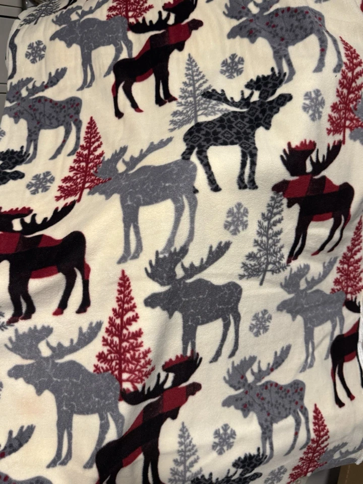 JO-ANN anti pill fleece fabric- 2yd 28” Lot