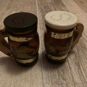 Vintage US Capitol Salt & Peepe Shakers Glass Wooden Handles Please Read - Picture 1 of 7