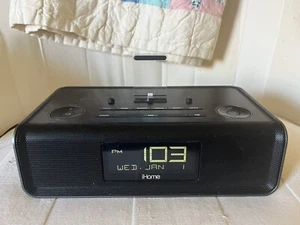 iHome IDL43W Dual Charging Stereo FM Clock Radio With Lightning Dock - Picture 1 of 4