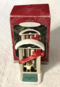 Vtg 1998 Hallmark Keepsake Ornament “New Home” Little Mouse Open Front Door - Picture 1 of 9