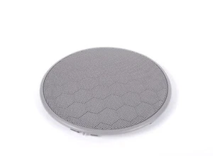 Genuino VW Caravelle T4 Gris Franela Borde Altavoz Puerta Frontal 703035793CU71 - Imagen 1 de 3