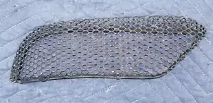 03-06 Mercedes W220 S55 AMG S500 Sport Front Bumper Right Pasngr Mesh Grill OEM - Picture 1 of 9