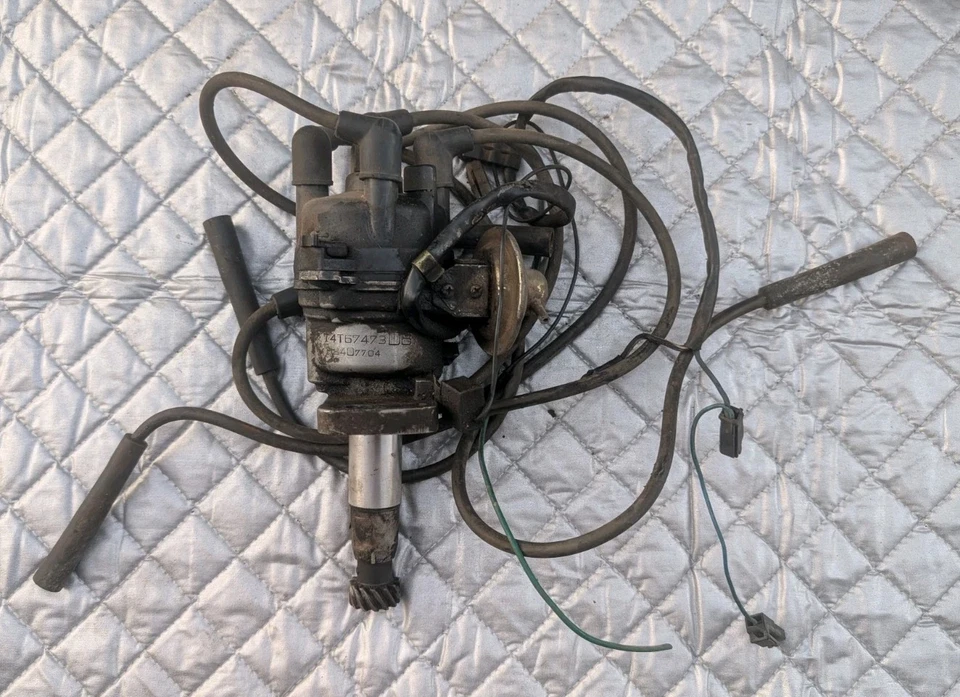 Distribuidor de encendido con tapa y rotor para Mazda B2200 1987 1988 1989-1993 L4 2,2 L Foto 1 de 3