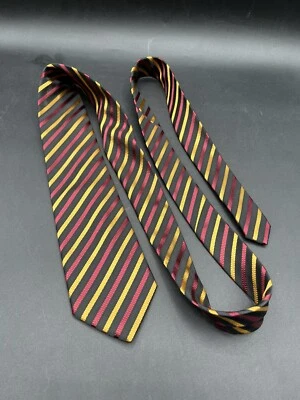 Gravata PRADA MILANO vermelha preta dourada listrada luxo 100% seda feita na Itália - Imagem 1 de 4