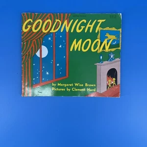 Goodnight Moon by Margaret Wise Brown Paperback Vintage 1975 - Picture 1 of 3