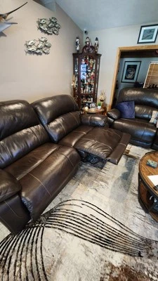 Sofá de cuero Foto 1 de 2