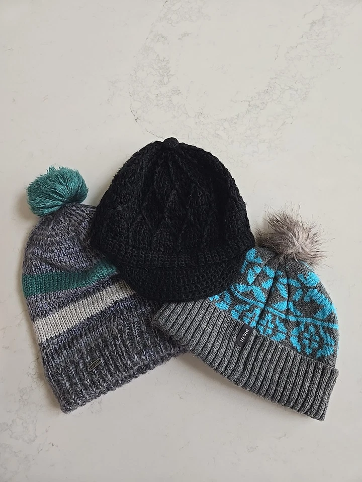 Lote de 3 sombreros gorros de invierno Pistil Foto 1 de 4