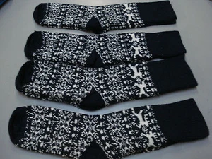 NWOT Women's Merino Wool Blend Socks Shoe Size 6-9 Navy w/ Design 4 Pair #4E - Picture 1 of 2