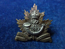 Orig Ww2 Cap Badge "Royal Hamilton Light Infantry" W. Scully - Montreal
