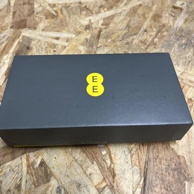 Original lAlcatel EE 4Gee Mini EE71 300Mbps WiFi Mobile Broadband - Image 1 of 3