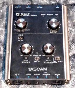 TASCAM US-122 MK-II USB 2.0 Audio/MIDI Interface - Picture 1 of 3