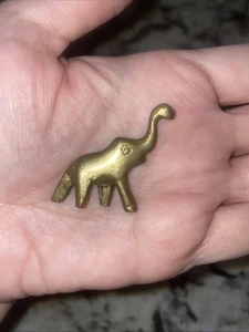 Vintage Mini Messing Elefant Figur Viel Glück Schmuckstück klein stehend - Bild 1 von 4