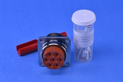 Amphenol Circular Fiber Optic Connector 7P 46A 9442F24-10P - Image 1 of 4
