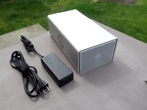 G-Technology G-Raid 8TB 0G03244 with power adaptor and USB cable - Bild 1 von 12