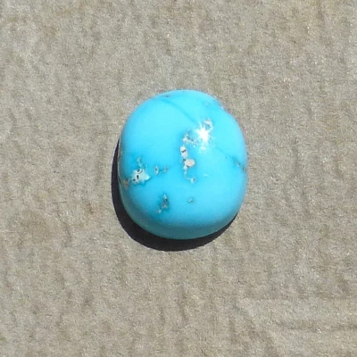 Cabujón turquesa Bella Durmiente azul medio corte a mano (8,95 quilates) Foto 1 de 4