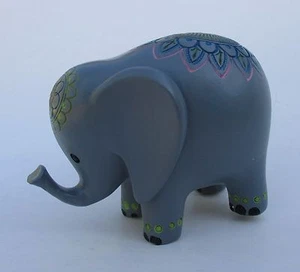 J4 calming gray Good Vibes ELEPHANT FIGURINE ring holder trunk up good luck - Picture 1 of 12