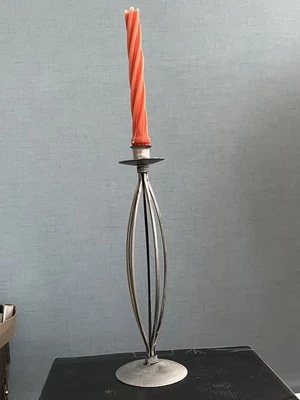 Beautifully elegant Metal Rustic Effect candlestick in 5-prong birdcage design. - Image 1 of 4