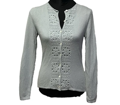 Cárdigan Grayson & Dunn 100 % cachemir botón delantero pequeño azul claro ganchillo encaje Foto 1 de 4