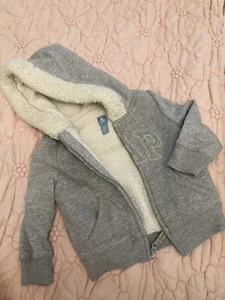 Baby Gap Mantel Hoodie Gr. 3T grau mit Sherpa Fleece Futter Sweatshirt Full Zip - Bild 1 von 5