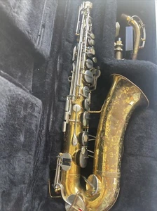 Vintage Bundy 2 Alto Saxophone W/Case - Picture 1 of 7
