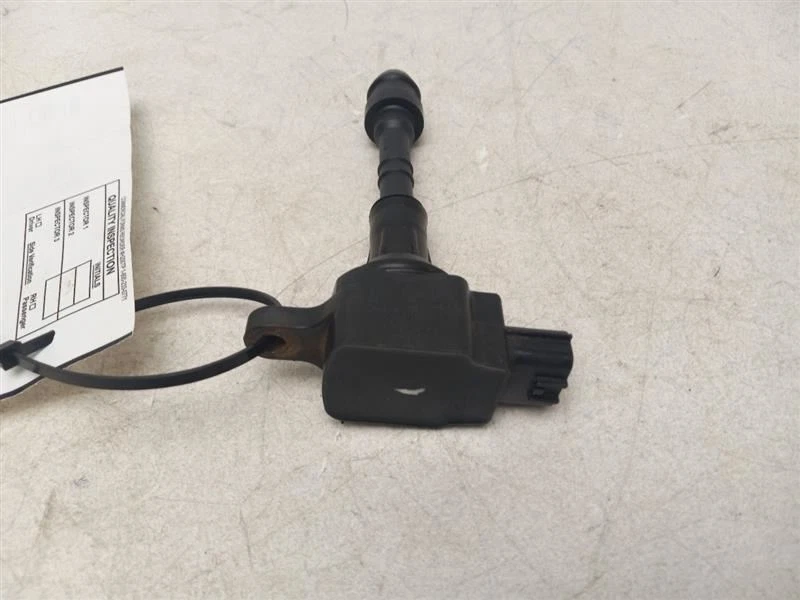 Bobina de encendido Infiniti QX56 2004-2006 Foto 1 de 4