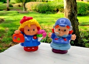 Fisher Price Little People Girls Sarah Lynn Artist 2004 Pit Stop Crew Girl 2005 - Picture 1 of 18